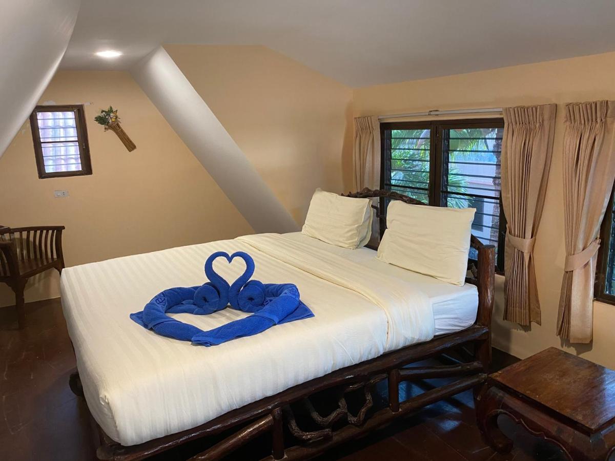 Laguna Beach Club Resort SHA Plus Koh Lanta Bagian luar foto