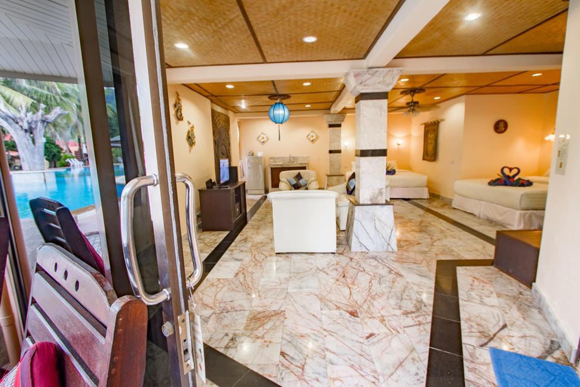 Laguna Beach Club Resort SHA Plus Koh Lanta Bagian luar foto