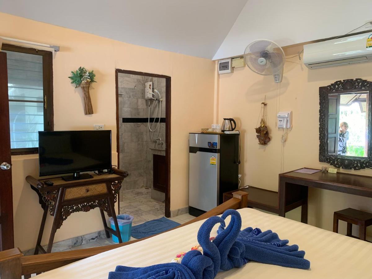 Laguna Beach Club Resort SHA Plus Koh Lanta Bagian luar foto