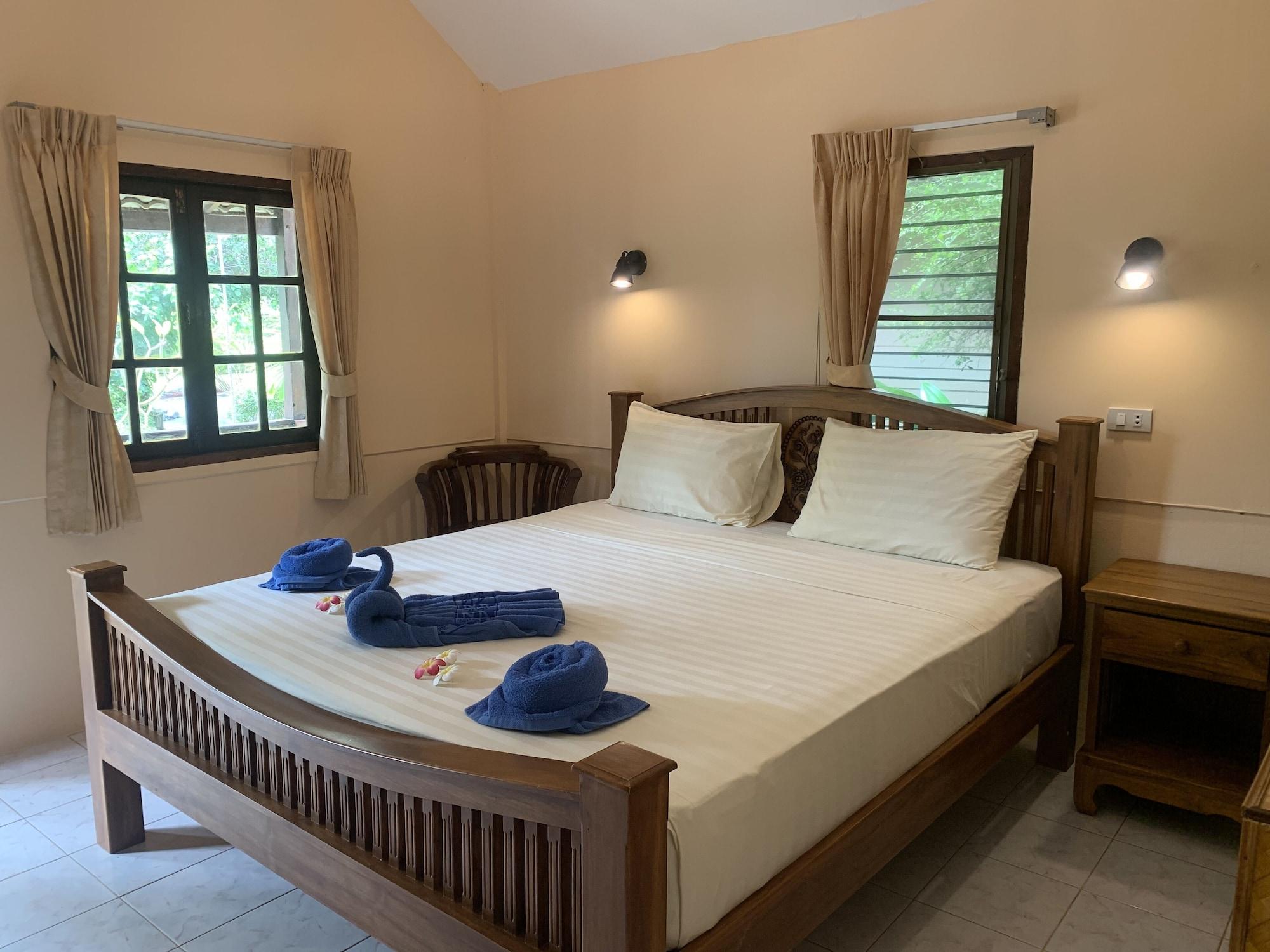 Laguna Beach Club Resort SHA Plus Koh Lanta Bagian luar foto