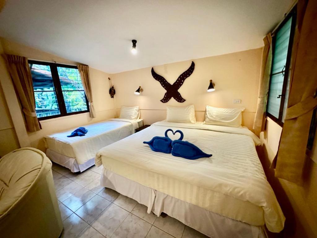 Laguna Beach Club Resort SHA Plus Koh Lanta Bagian luar foto