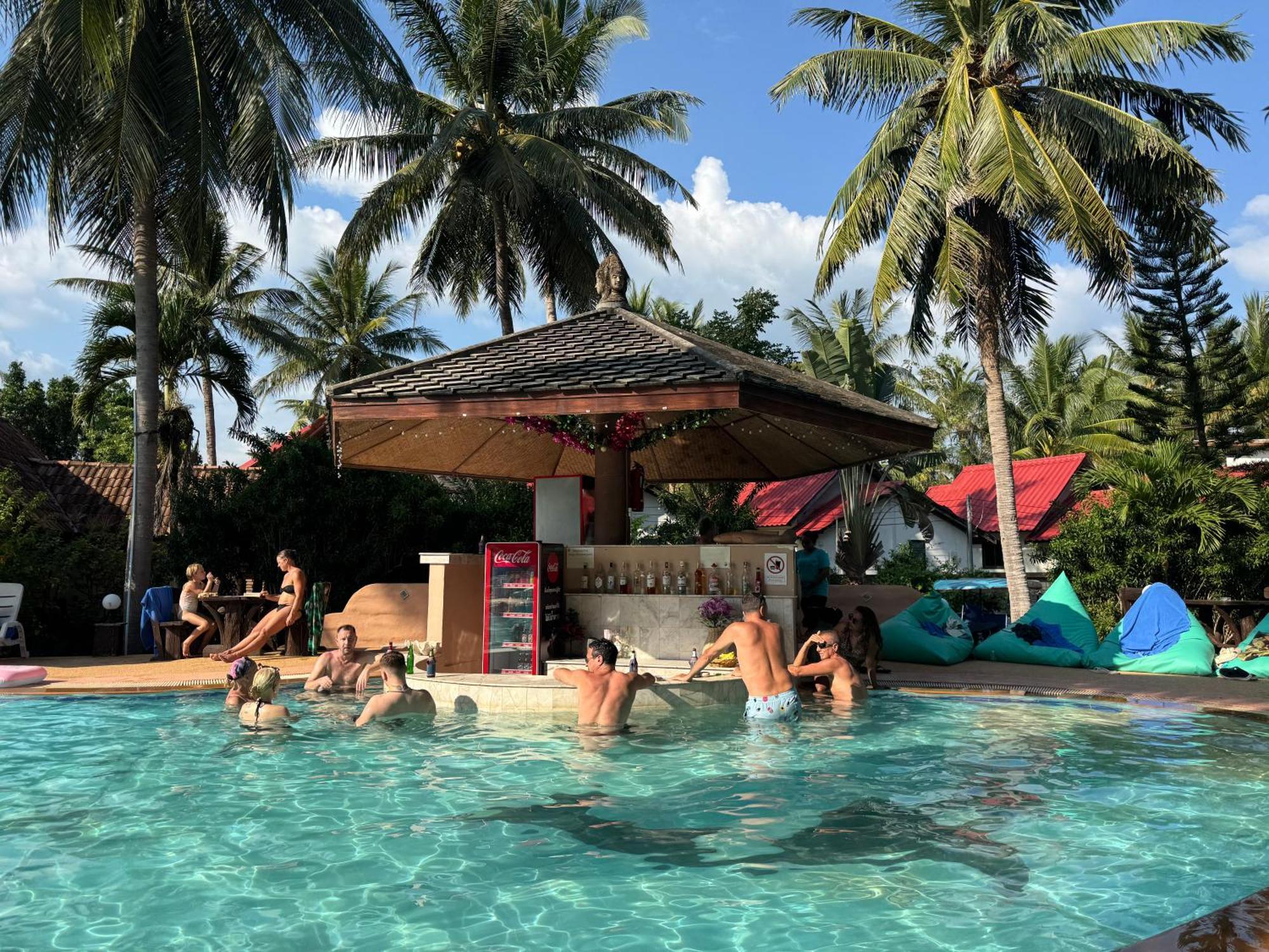 Laguna Beach Club Resort SHA Plus Koh Lanta Bagian luar foto